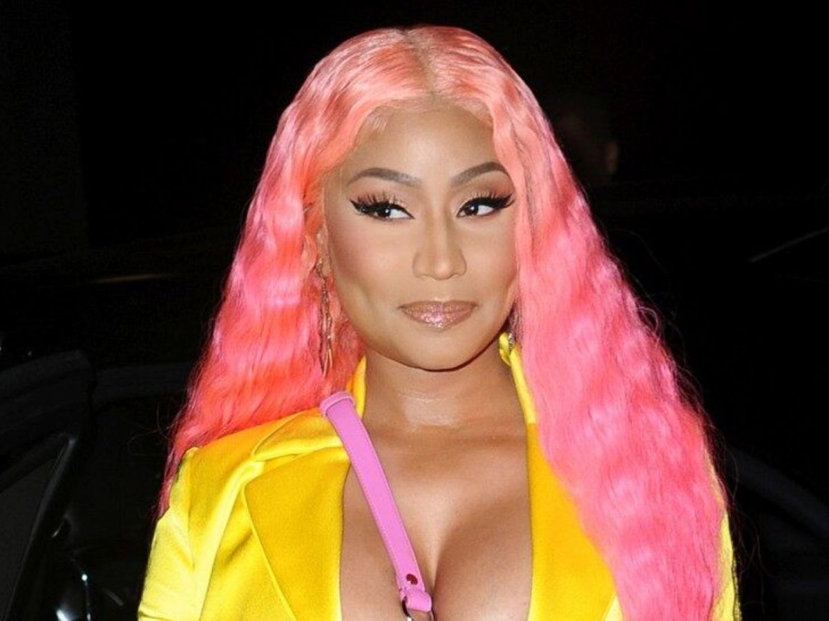 Nicki Minaj Turns Heads In Versace At Trinidad's Carnival