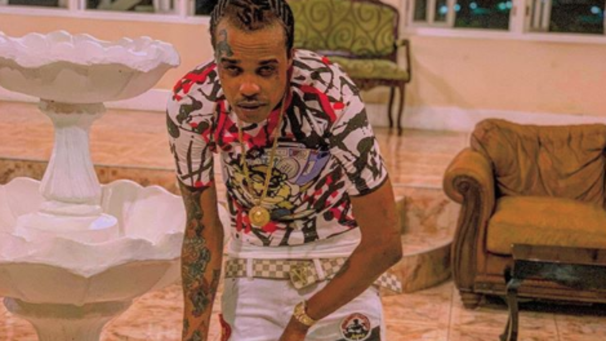 Tommy Lee Sparta Shows Off Dancing Skills In Under Vibes Music Video The Tropixs